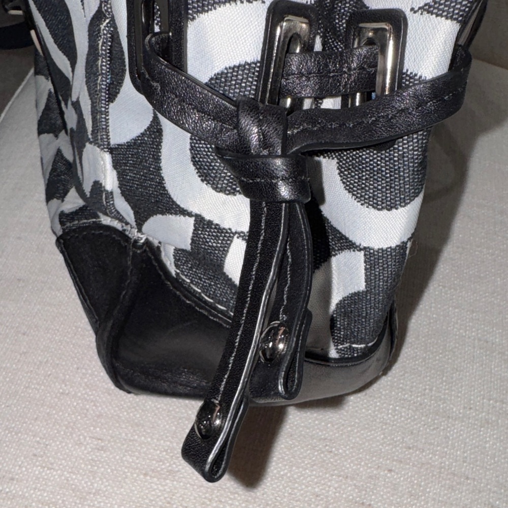 Coach Black Denim and White Signature Circle Satchel - Picture 9 of 13